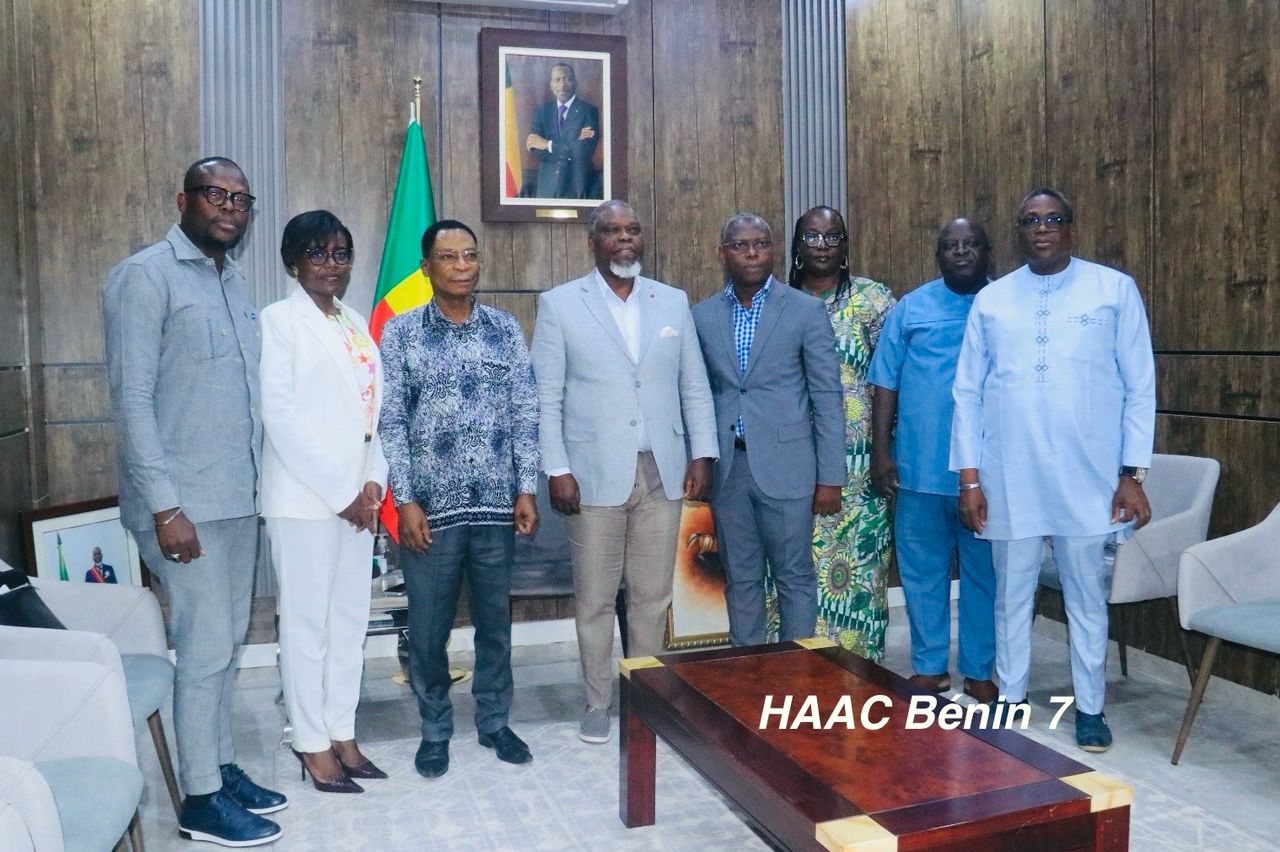 Audiences à la HAAC : les délégations des nouveaux bureaux de l'AAC et de l'UPMB reçues par le Président Edouard LOKO